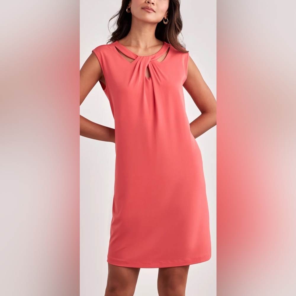 Ellen Tracy NWT coral Jersey dress with cutout detail size medium